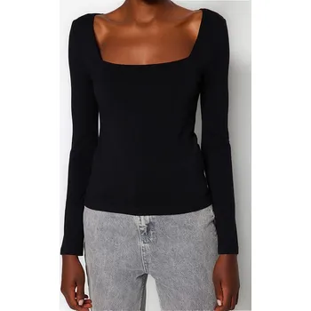 Dámské tričko trendyol Schwarz 2372747 M