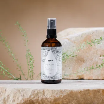 Dezinfekce Ochránce - Čistící sprej na ruce s atimikrobiálními účinky Objem: 100 ml 50 ml / 100 ml