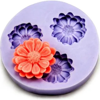 Formička Silikonová mini formička kopretiny