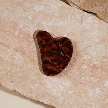 Přírodní kámen Guasha Karlovarský aragonit