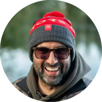 Rybářské oblečení One More Cast Čepice Number 20 Bobble Hat