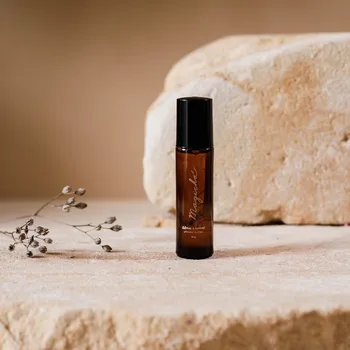 Vzorek parfému MAGICKÁ - Přírodní vysokovibrační olejový parfém - vzorek 1 ml vzorek 1,5 ml