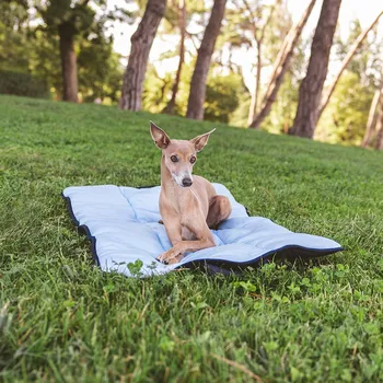 Pelíšek pro psa Nomad Tales cestovní chladicí podložka Spirit 90 × 60 cm pro psy