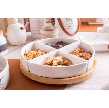 Servírovací tác s miskami na bambusovém prkénku Altom Design Standardní velikost