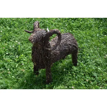 Zahradní dekorace Vingo Dekorace na zahradu beran z březového proutí Rozměry (cm): 60 cm