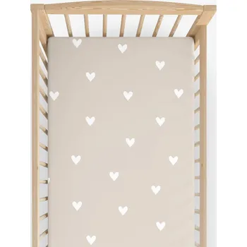 Prostěradlo Bavlněné napínací prostěradlo do dětské postýlky - Srdíčka na latte 60 x 120 cm