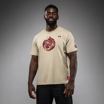 Pánské tričko Pánské triko Venum x Assassin’s Creed Shadows - béžové - VENUM-05686-040 Velikosti: S