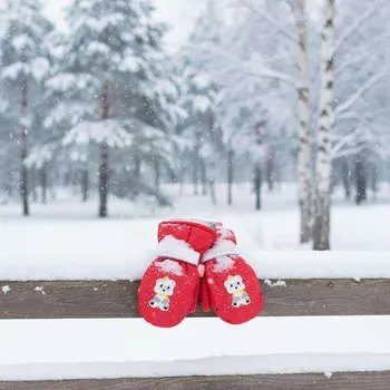 Rukavice DÍVČÍ RUKAVICE ZIMNÍ - růžová a červená C082 Velikost: 2-3 roky, Barva: Červená