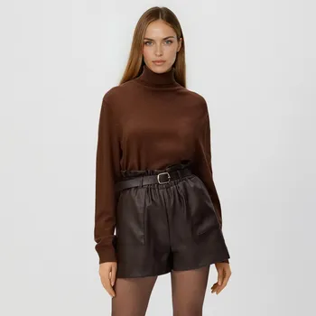 Dámské kraťasy Reserved - Kraťasy z imitace kůže s pásem - tmavě hnědá - 854GS-89X - 854GS-89X-XL