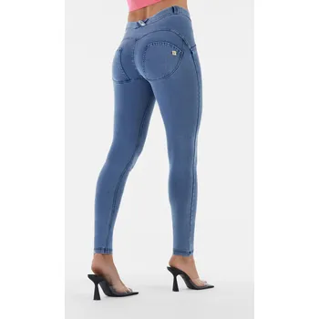 Dámské kalhoty Freddy kalhoty WR.UP&nbsp;® v džínově světle modré s modrými švy, normální pas, superskinny střih, denim žerzej Vybraná velikost: XXL