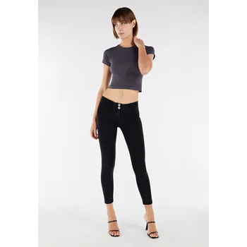 Dámské kalhoty Freddy kalhoty WR.UP v džínově černé, černý šev, normální pas, superskinny, 7/8 délka, denim žerzej Vybraná velikost: XXXL