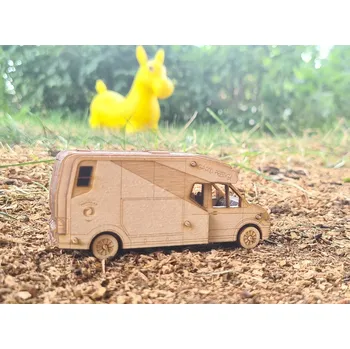 autíčko VRKY - sběratelské modely Model přepravníku koní Grand Prestige 1:64