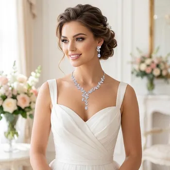 Souprava šperků B-TOP Elegantní souprava náušnic a náhrdelníku s motivem listu zdobená zirkony