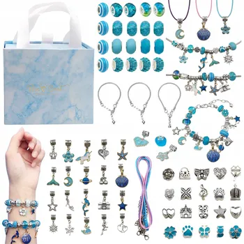 Obraz Sada na výrobu náramků a náhrdelníků pro děti - kreativní DIY s přívěsky