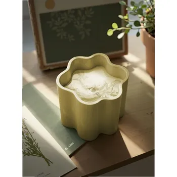 Svíčka Sinsay - Vonná svíčka Peony Blossom - žlutá - 518FQ-11X - 518FQ-11X-ONE