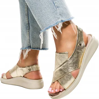 Dámské sandále Zlaté KOŽENÉ sandály na klínku s pásky křížem, POLSKÝ výrobek, velikost 40