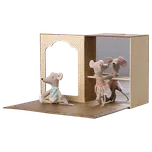 Maileg - Myšky baletky v tanečním studiu - Malá sestřička a malý bráška