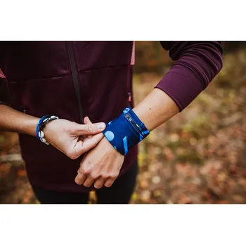 Běžecké oblečení kapsa bjež re.KAP HOSTI