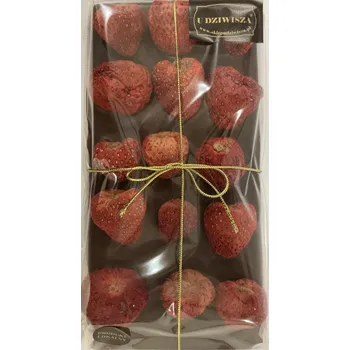 Cukrovinka Sklepudiwizsa, Kazimierz Dolny,Polsko MLÉČNÁ ČOKOLÁDA S JAHODAMI