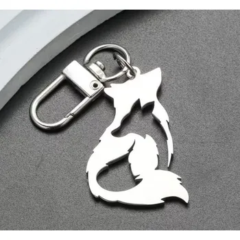 Přívěsek na klíče s vlkem