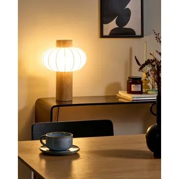 Osvětlení Stolní lampa světle hnědá kovová železná nylonová stínidla kaučukové dřevo obývací pokoj ložnice moderní styl Beliani