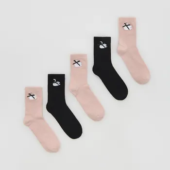 Dětská móda Reserved - Vyšívané ponožky 5 ks - pudrově růžová - 905IH-39X - 905IH-39X-K34