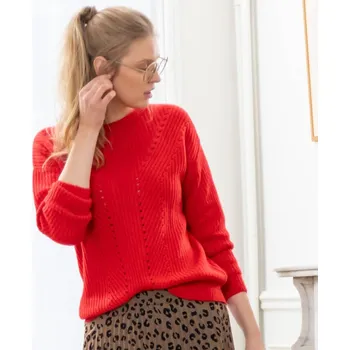 Dámský svetr Pulovr s hladkým vzorem a ažurovými detaily červená 46/48