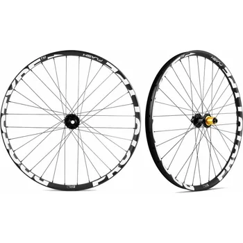 Zapletené kolo Zapletená kola Enduro/E-bike PROTOTYPE Flash AL 29" White - 110/148 ořech Microspline 12