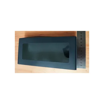 Jedlá dekorace na dort ČERNÁ KRABIČKA S OKÉNKEM černá krabička s OKÉNKEM