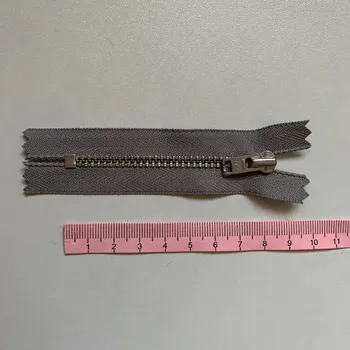 Zip Zip YKK, šedý 8CM