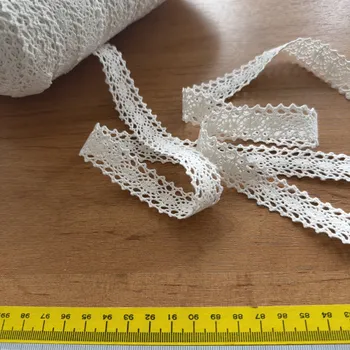 Krajka Bavlněná strojově paličkovaná krajka 2cm šíře