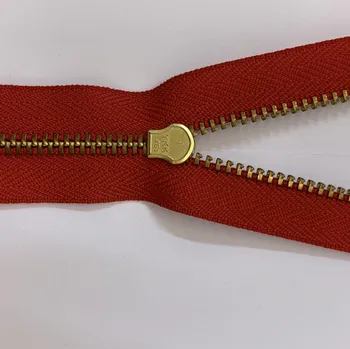 Zip Zip YKK červený 19CM