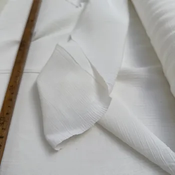 Bílý viskózový krep, lehká šatovka Maytex