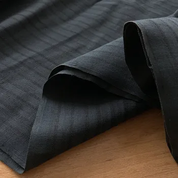 Batist, Černé lněné plátno s bavlnou a nenápadným proužkem TIBA 2