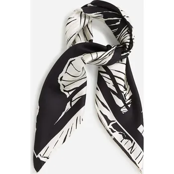 ŠÁTEK KARL LAGERFELD K/SIGNATURE FAN SM SILK SCARF FAN-BLACK