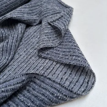 Lehký vlněný úplet modrý proužek