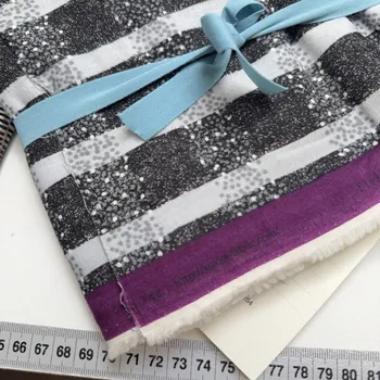 Dvojitá japonská gázovina Kokka Fabric Field