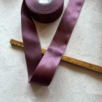 Stuha Atlasová stuha 40mm, Teplá fialová