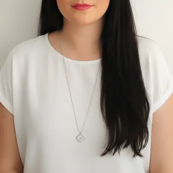 Náhrdelník Dlouhý náhrdelník 70 cm Čtyřlístek s kamínkem z chirurgické oceli 316L č. 1762