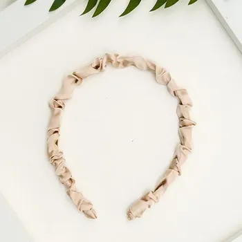 Čelenka Saténová čelenka do vlasů s nařasením Yeye Béžová