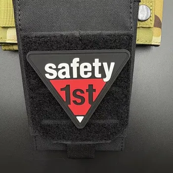Nášivka PVC nášivka „Safety 1st“ – 3D, na suchý zip (Velcro), 8×7 cm