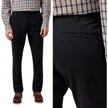 Pánské kalhoty Pánské kalhoty Wrangler Regular Chino Černé Black W32 L34