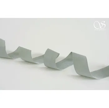 Stuha Hedvábná stuha 2 cm, šedozelená, sartor.cz