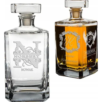 SKLENĚNÁ KARAFA NA WHISKY S GRAVÍROVÁNÍM