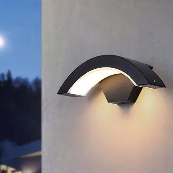 Venkovní osvětlení Venkovní LED nástěnné svítidlo 18W na fasádu, voděodolné IP65