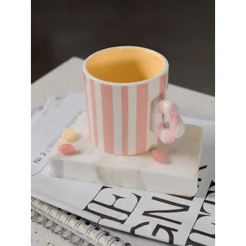 Sinsay - Keramický hrnek v pruzích s dekorativním uchem - růžová - 156HZ-30P - 156HZ-30P-ONE