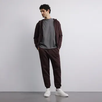 Pánské kalhoty Reserved - Teplákové kalhoty regular fit - tmavě hnědá - 463EF-89X - 463EF-89X-XXL