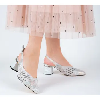 Dámské lodičky Dámské světle šedé kožené lodičky s jemným pastelovým vzorem Letizia Velikost: 39