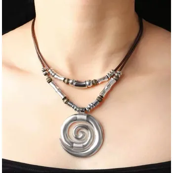 Souprava šperků B-TOP Designový vintage náhrdelník se spirálou a korálky
