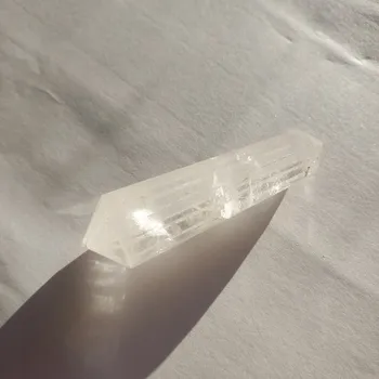 Přírodní kámen Vogel křišťál 8 cm